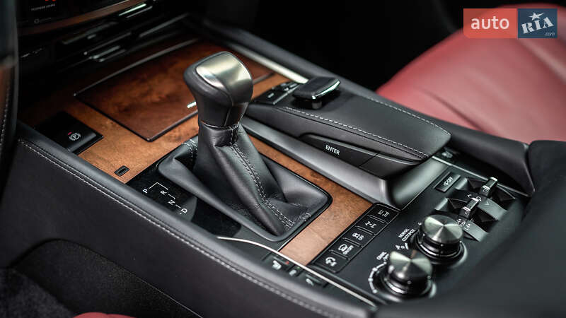 Внедорожник / Кроссовер Lexus LX 2017 в Львове фото 31 Внедорожник / Кроссовер Lexus LX 2017 в Львове