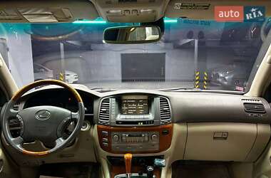 Внедорожник / Кроссовер Lexus LX 2007 в 