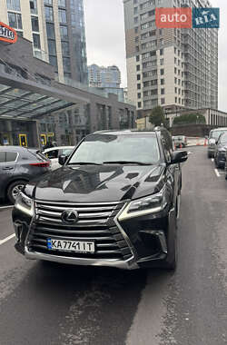 Внедорожник / Кроссовер Lexus LX 2021 в 