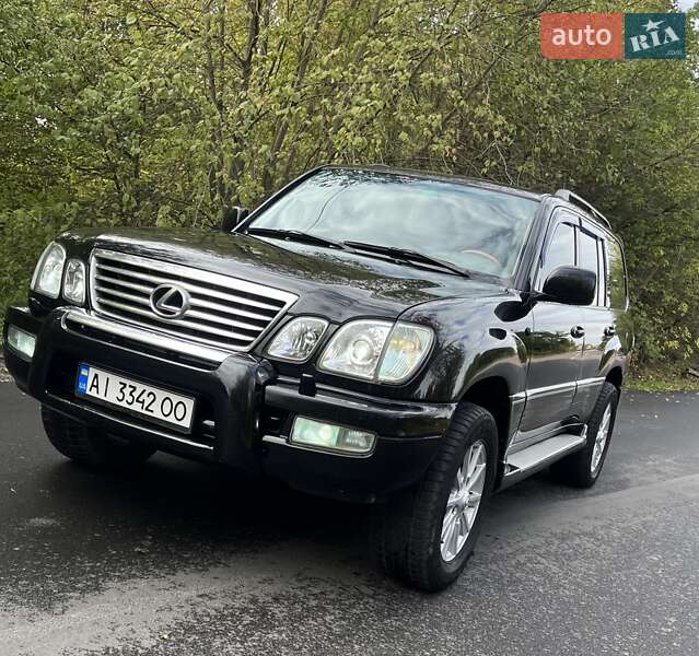Lexus LX 2004