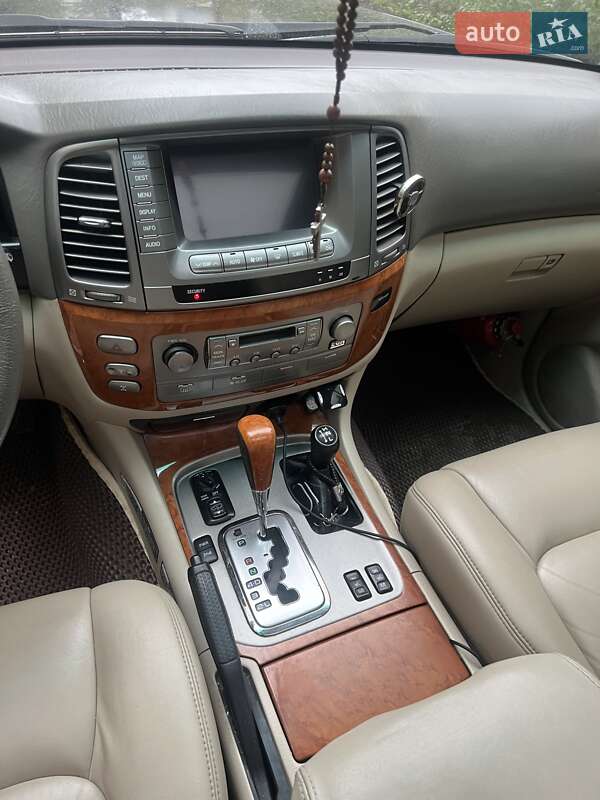 Внедорожник / Кроссовер Lexus LX 2004 в Броварах