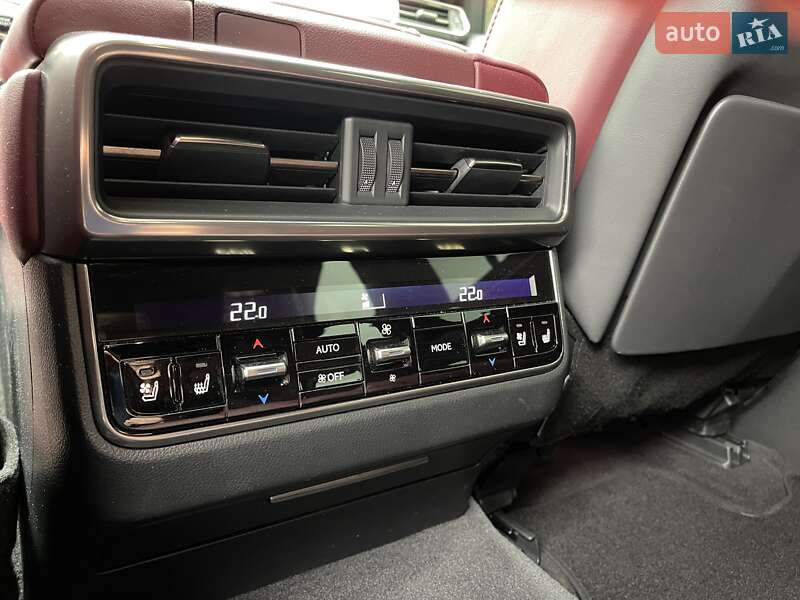 Внедорожник / Кроссовер Lexus LX 2023 в Киеве