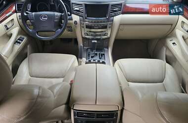 Внедорожник / Кроссовер Lexus LX 2011 в 