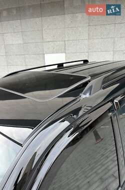 Внедорожник / Кроссовер Lexus LX 2004 в 