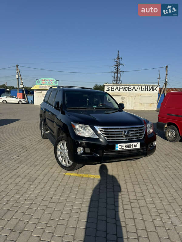 Внедорожник / Кроссовер Lexus LX 2008 в Черновцах