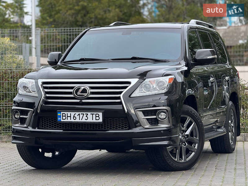 Позашляховик / Кросовер Lexus LX 2014 в Одесі