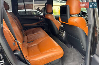 Позашляховик / Кросовер Lexus LX 2014 в 