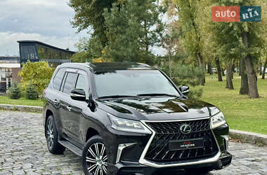Внедорожник / Кроссовер Lexus LX 2019 в 