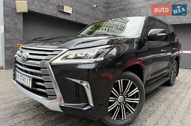 Позашляховик / Кросовер Lexus LX 2021 в 