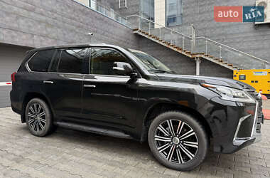 Позашляховик / Кросовер Lexus LX 2021 в 