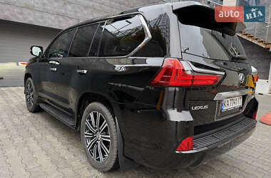 Позашляховик / Кросовер Lexus LX 2021 в 