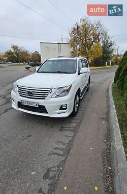 Позашляховик / Кросовер Lexus LX 2011 в 