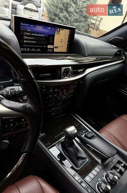 Позашляховик / Кросовер Lexus LX 2019 в 