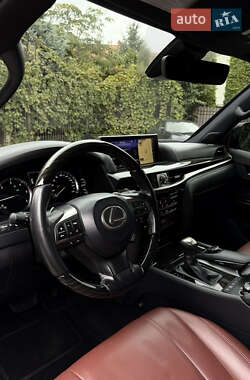 Позашляховик / Кросовер Lexus LX 2019 в 