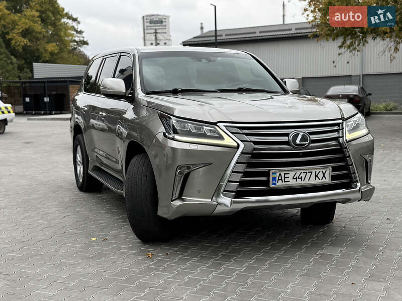 Позашляховик / Кросовер Lexus LX 2016 в Кропивницькому