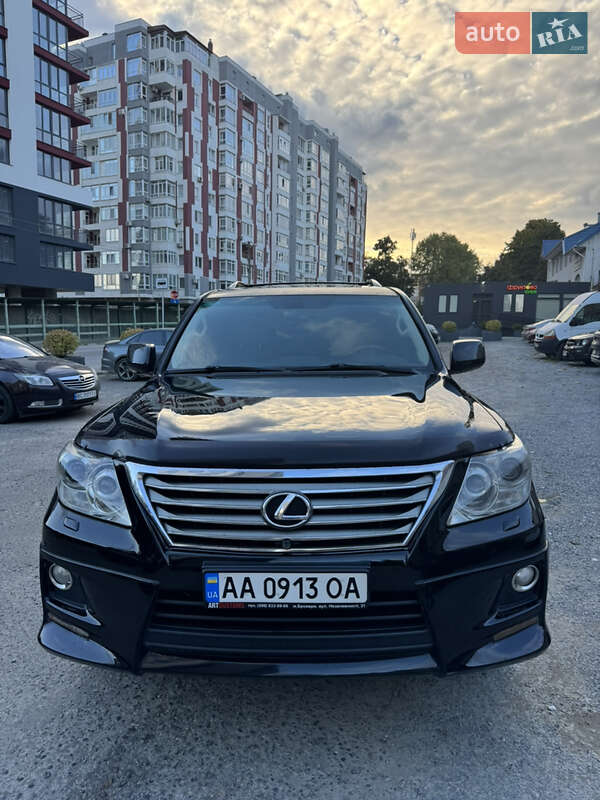 Внедорожник / Кроссовер Lexus LX 2010 в Львове
