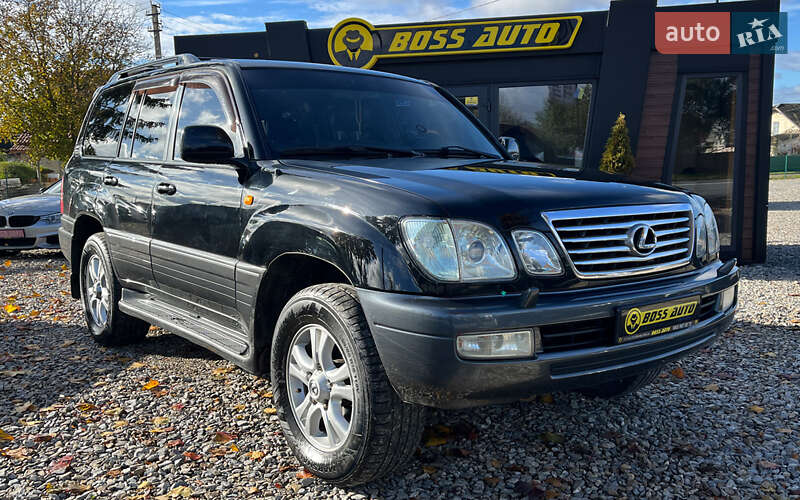 Lexus LX 2006
