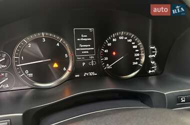 Позашляховик / Кросовер Lexus LX 2017 в 
