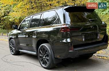 Позашляховик / Кросовер Lexus LX 2017 в 