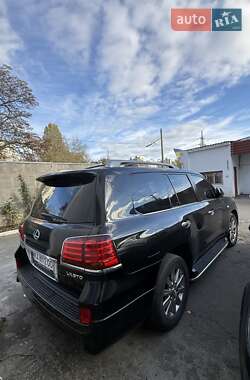 Внедорожник / Кроссовер Lexus LX 2011 в 