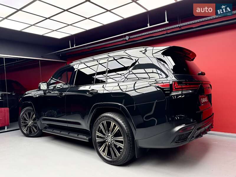 Внедорожник / Кроссовер Lexus LX 2022 в Киеве