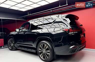 Позашляховик / Кросовер Lexus LX 2022 в 