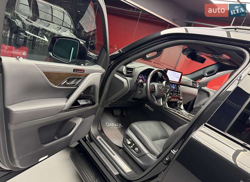 Внедорожник / Кроссовер Lexus LX 2022 в Киеве
