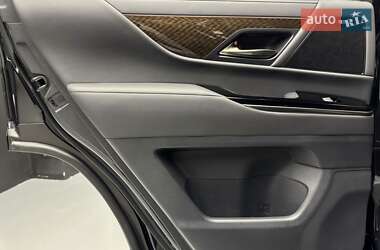 Позашляховик / Кросовер Lexus LX 2022 в 