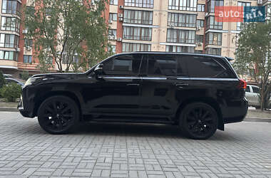 Позашляховик / Кросовер Lexus LX 2018 в 