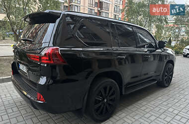 Позашляховик / Кросовер Lexus LX 2018 в 