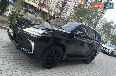 Позашляховик / Кросовер Lexus LX 2018 в 