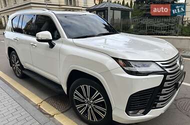 Позашляховик / Кросовер Lexus LX 2022 в 