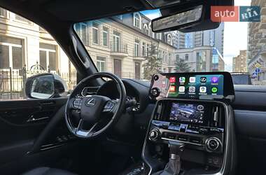 Позашляховик / Кросовер Lexus LX 2022 в 