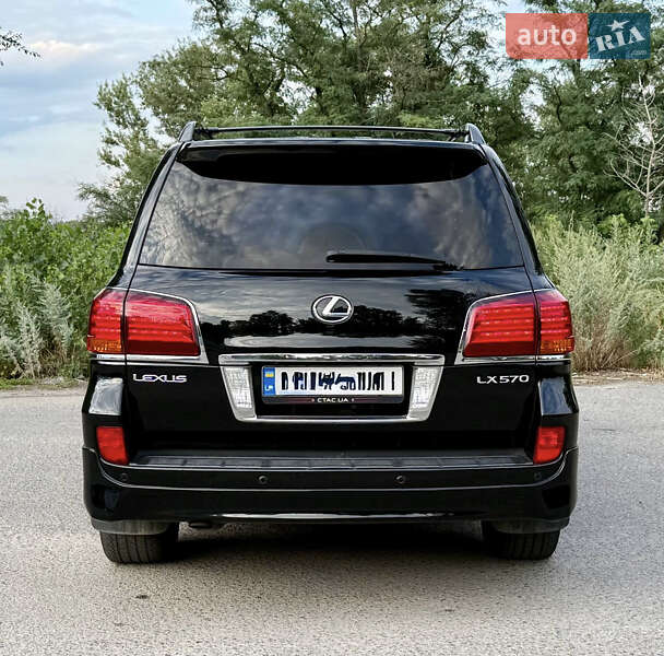Позашляховик / Кросовер Lexus LX 2010 в Дніпрі