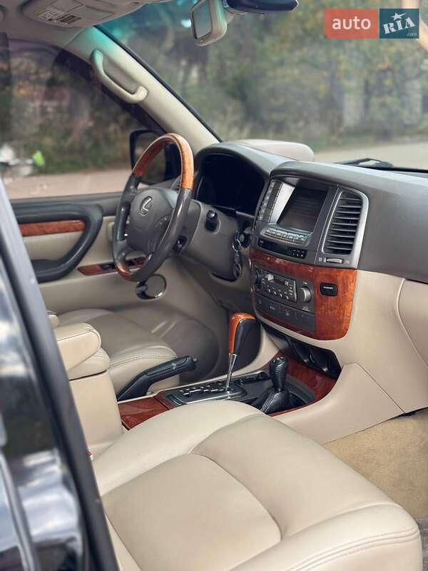 Внедорожник / Кроссовер Lexus LX 2004 в Косове фото 16 Внедорожник / Кроссовер Lexus LX 2004 в Косове