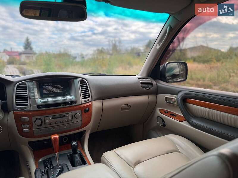 Внедорожник / Кроссовер Lexus LX 2004 в Косове фото 25 Внедорожник / Кроссовер Lexus LX 2004 в Косове