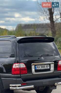 Внедорожник / Кроссовер Lexus LX 2005 в 