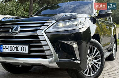 Позашляховик / Кросовер Lexus LX 2016 в  фото 16 Позашляховик / Кросовер Lexus LX 2016 в