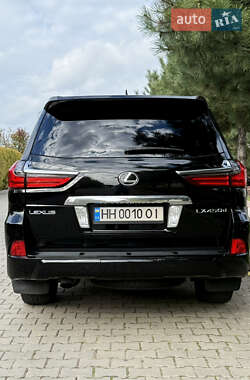 Позашляховик / Кросовер Lexus LX 2016 в  фото 45 Позашляховик / Кросовер Lexus LX 2016 в