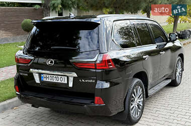 Позашляховик / Кросовер Lexus LX 2016 в  фото 59 Позашляховик / Кросовер Lexus LX 2016 в