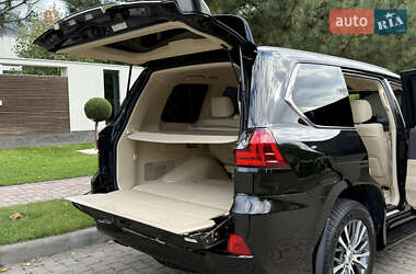 Позашляховик / Кросовер Lexus LX 2016 в  фото 72 Позашляховик / Кросовер Lexus LX 2016 в