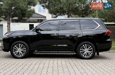 Позашляховик / Кросовер Lexus LX 2016 в  фото 81 Позашляховик / Кросовер Lexus LX 2016 в
