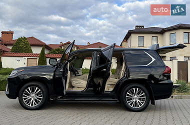 Позашляховик / Кросовер Lexus LX 2016 в  фото 147 Позашляховик / Кросовер Lexus LX 2016 в