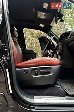 Внедорожник / Кроссовер Lexus LX 2015 в 