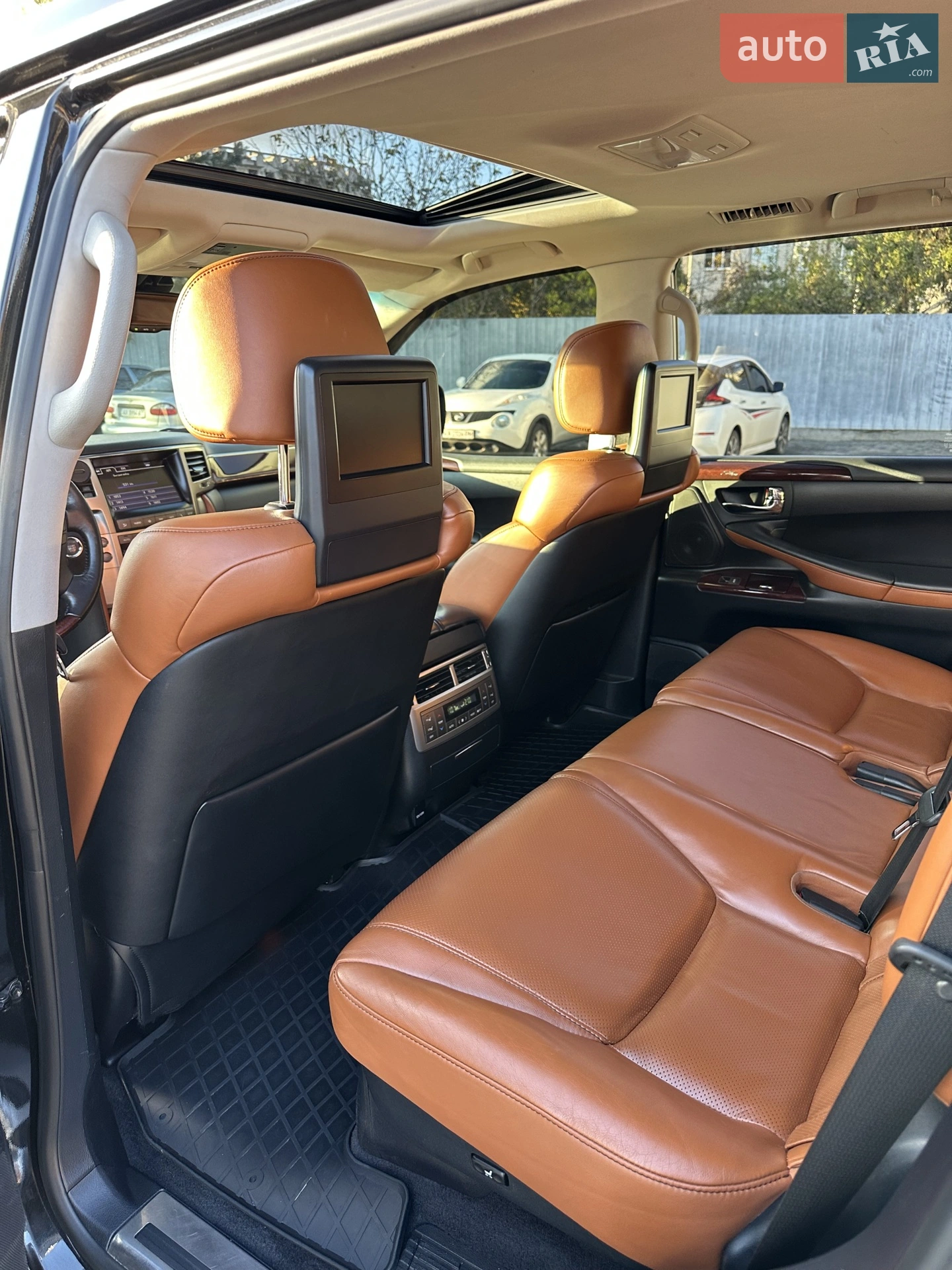 2014 Lexus LX - мініатюра 25