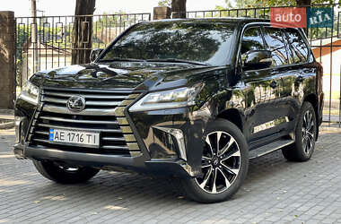 Позашляховик / Кросовер Lexus LX 2017 в Кам'янському
