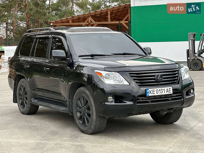 Lexus LX 2008