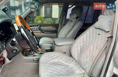 Внедорожник / Кроссовер Lexus LX 2007 в 