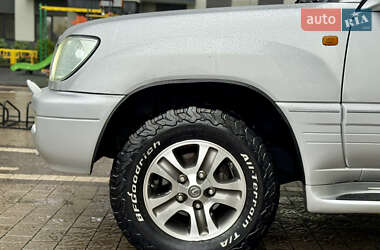 Внедорожник / Кроссовер Lexus LX 2007 в 