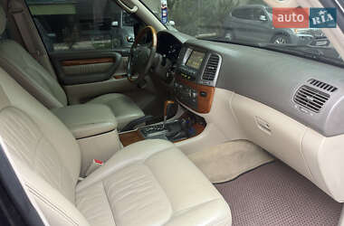 Внедорожник / Кроссовер Lexus LX 2006 в  фото 12 Внедорожник / Кроссовер Lexus LX 2006 в